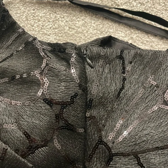 White House Black Market Black Sequin Women's Top - Picture 6 of 7